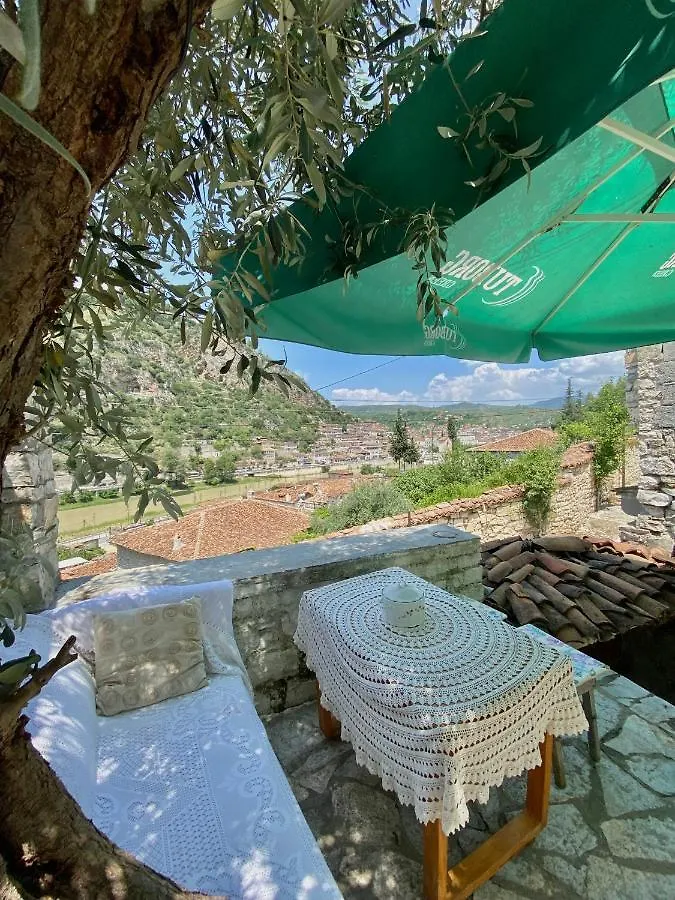 Teo'S Guest House Berat Albania