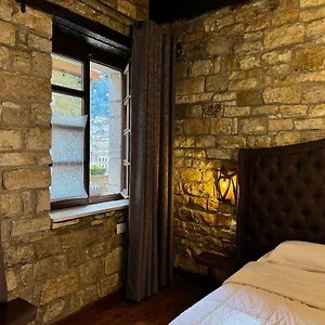 Hotel White House Boutique & Restaurant - Since 1999, Berat